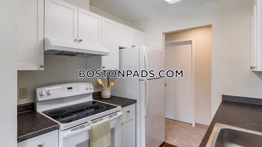 BURLINGTON - 1 Bed, 1 Bath - Image 3