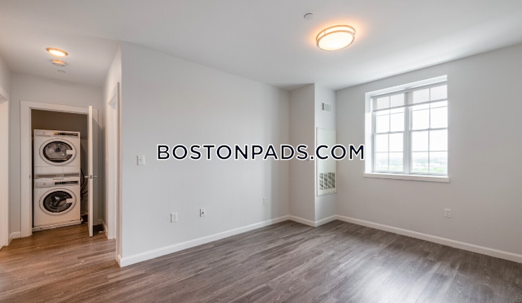 Commonwealth Ave., Boston