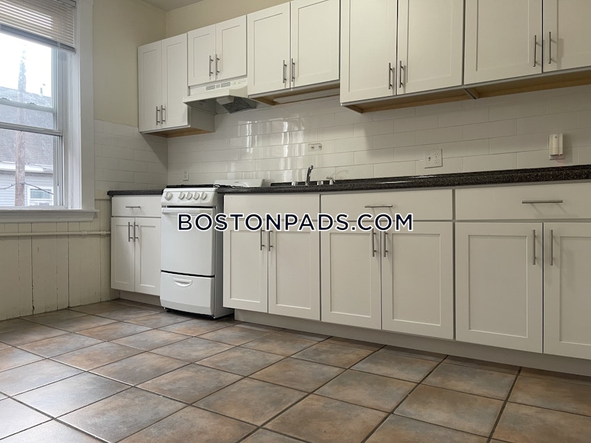 Boston - $2,100+ /month