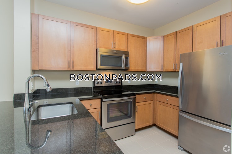 Overlook Ridge Dr., Revere