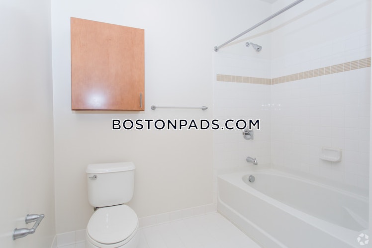 Overlook Ridge Dr., Revere