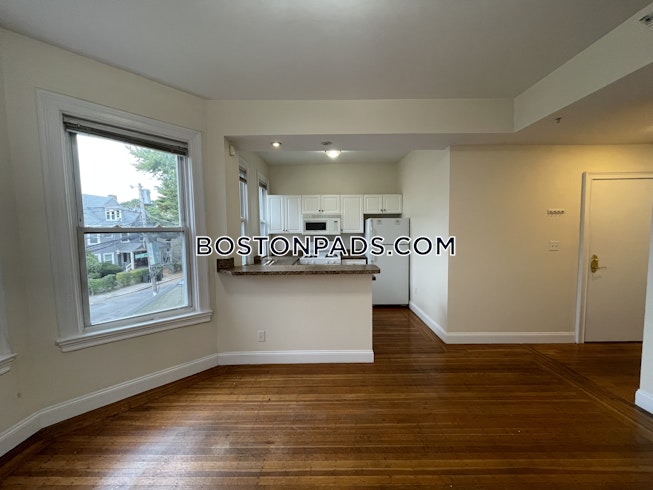 Boston - $2,700+ /mo