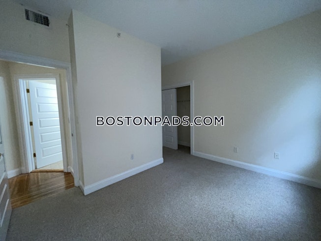 Boston - $2,700+ /mo