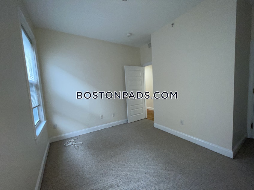 Boston - $2,700+ /month