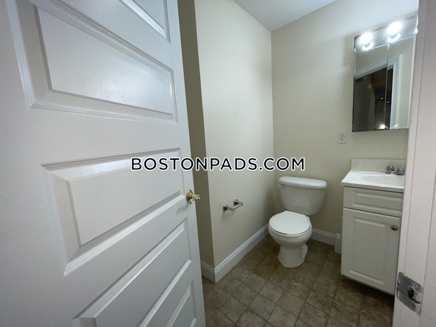 Boston - $2,700+ /month