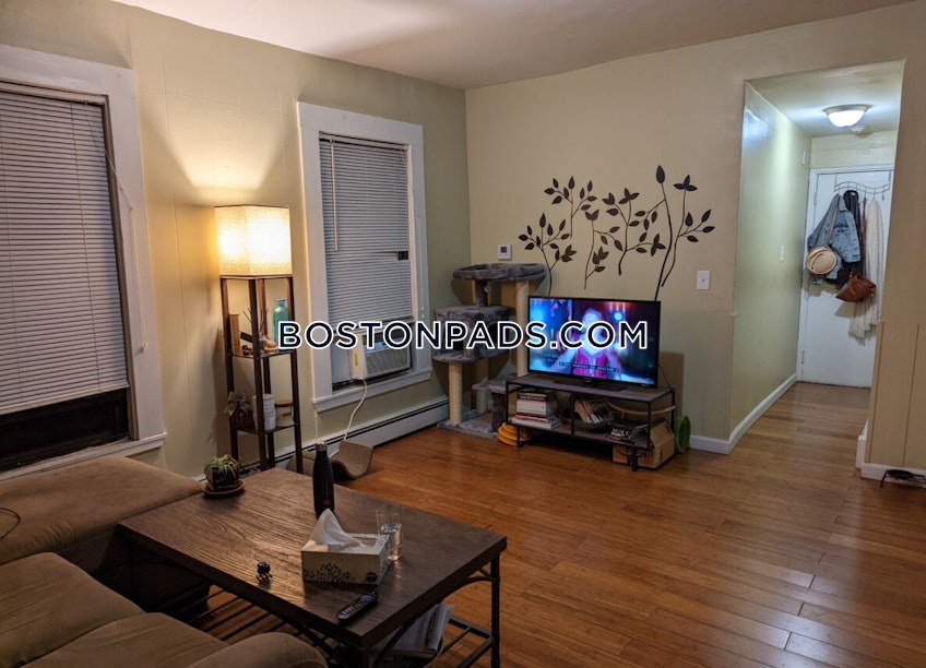 Boston - $2,100+ /month