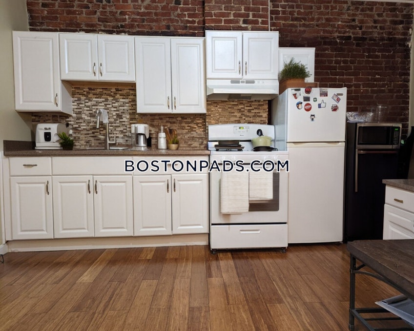 Boston - $2,100+ /month