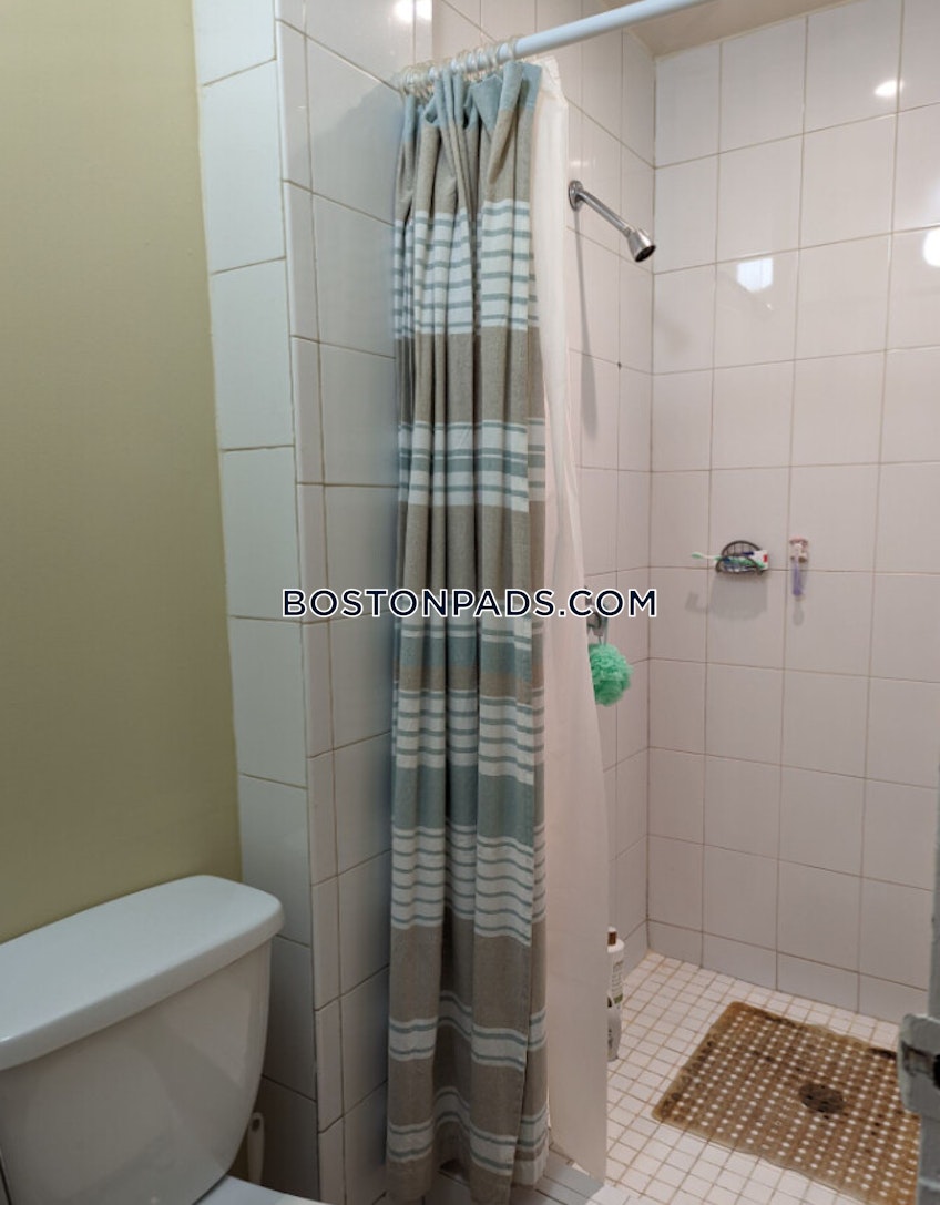 Boston - $2,100+ /month