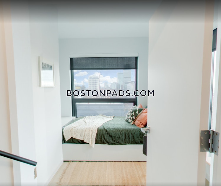 Boylston St., Boston