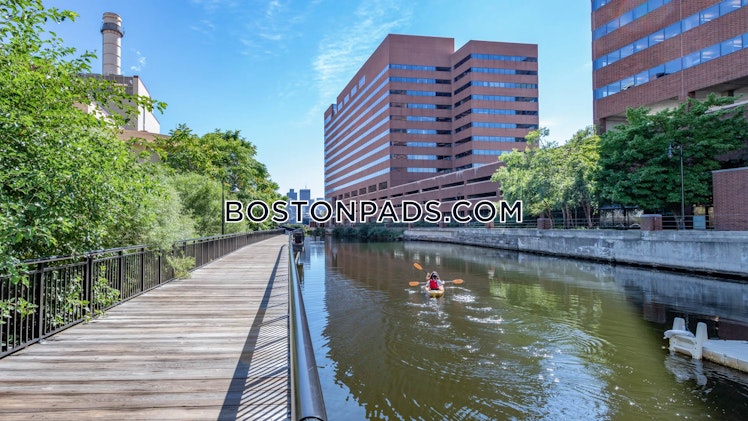 Third St., Cambridge