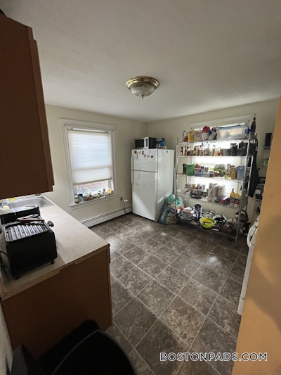 Cambridge Apartment for rent 3 Bedrooms 1 Bath  North Cambridge - $2,700