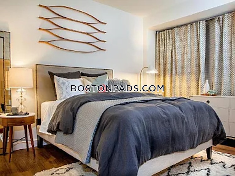 Boylston St., Boston