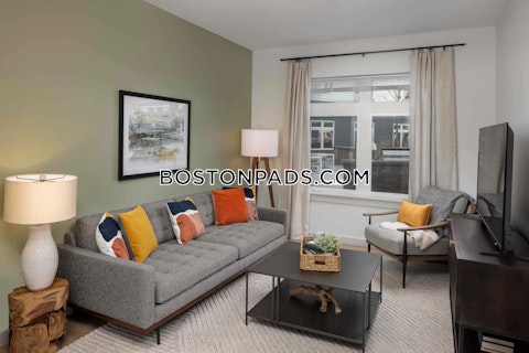 2nd Ave. Waltham photo 5