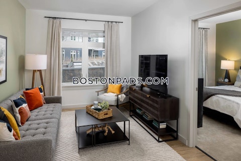 2nd Ave. Waltham photo 3