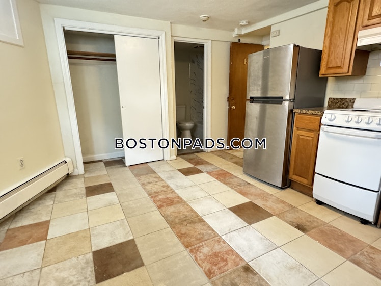 Wait St., Roxbury Crossing