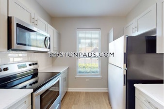 Foxborough Boulevard Foxborough