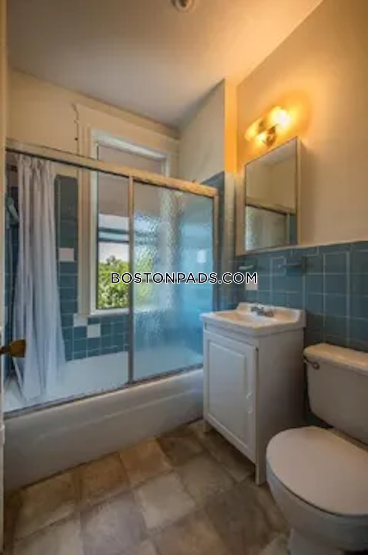 Commonwealth Ave., Brookline