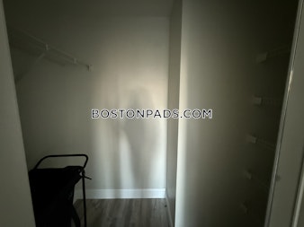 Commonwealth Ave. Boston