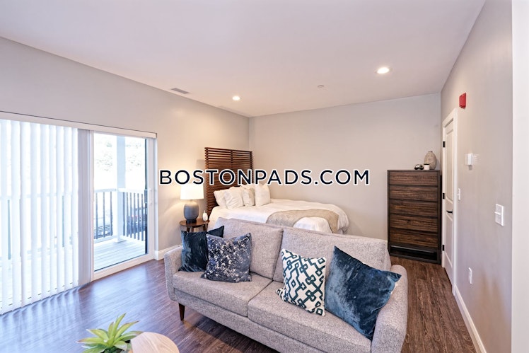 Brooks St., Worcester