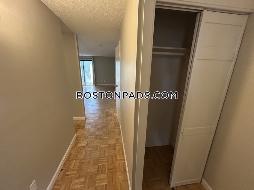 Natick - $2,600+ /month