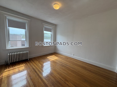 Egremont Rd. Boston photo 22