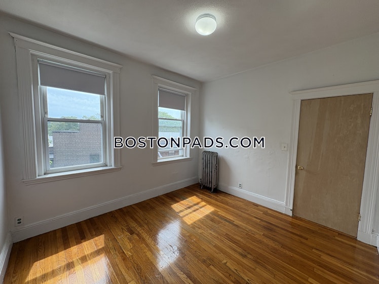 Egremont Rd., Boston