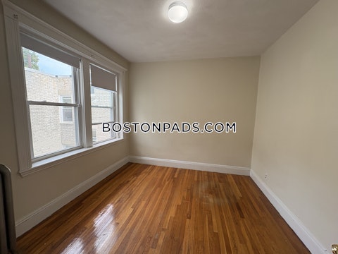 Egremont Rd. Boston photo 14