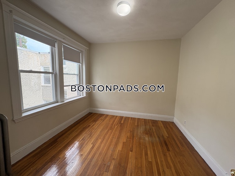 Egremont Rd., Boston