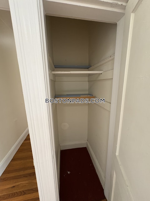 Egremont Rd. Boston photo 19