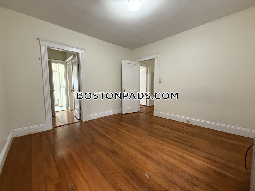 BOSTON - FENWAY/KENMORE - 1 Bed, 1 Bath - Image 10