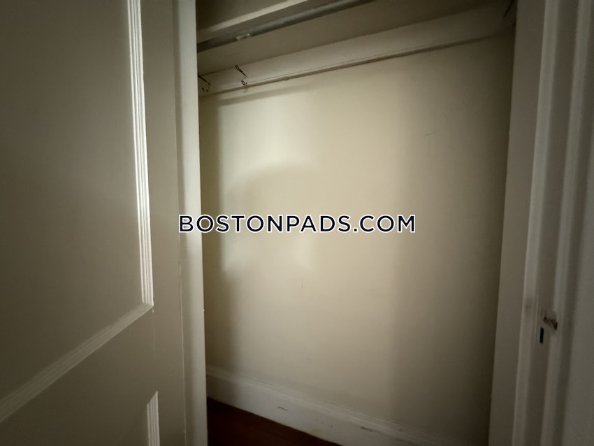 BOSTON - FENWAY/KENMORE - 1 Bed, 1 Bath - Image 8