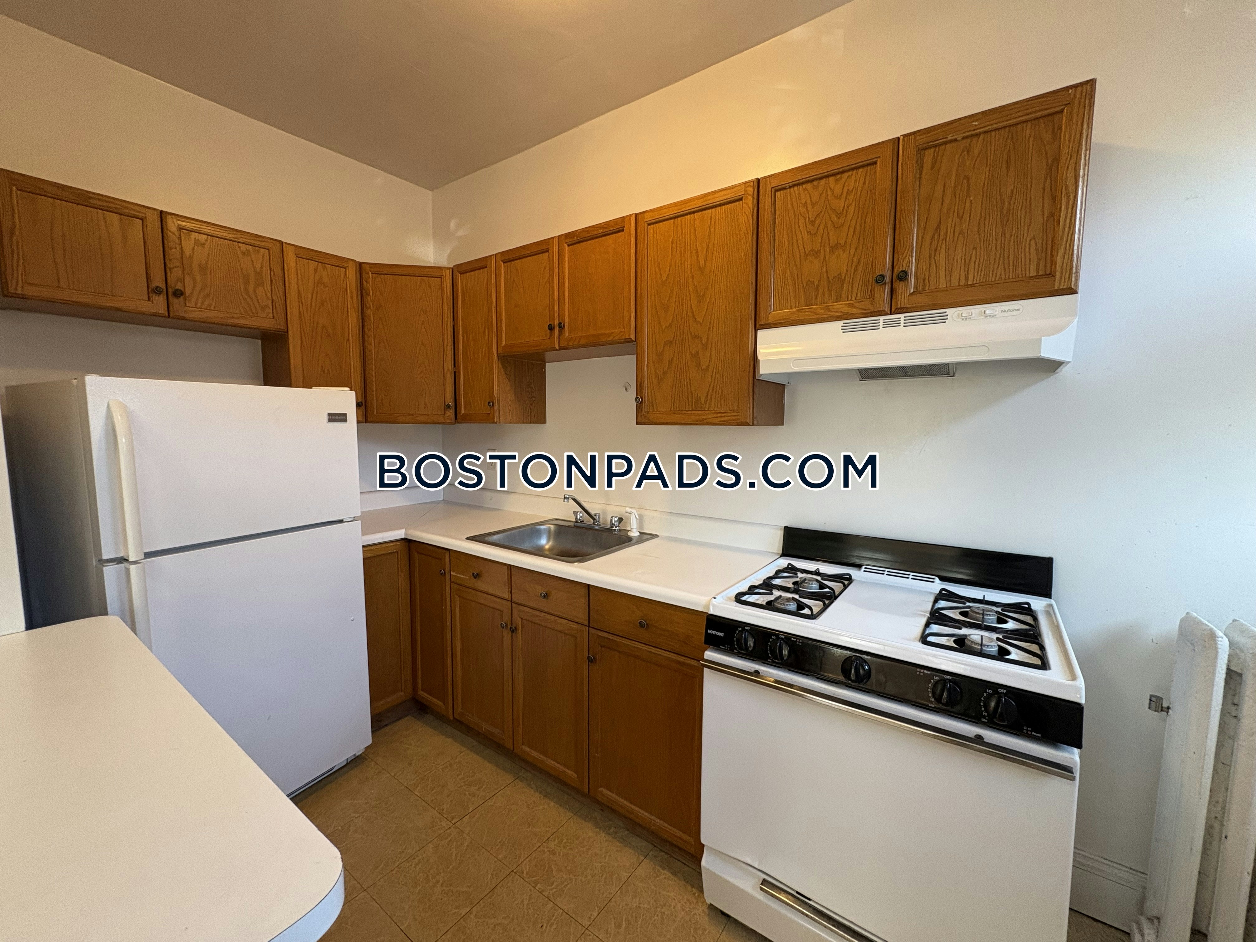Brookline - 2 Beds, 1 Baths