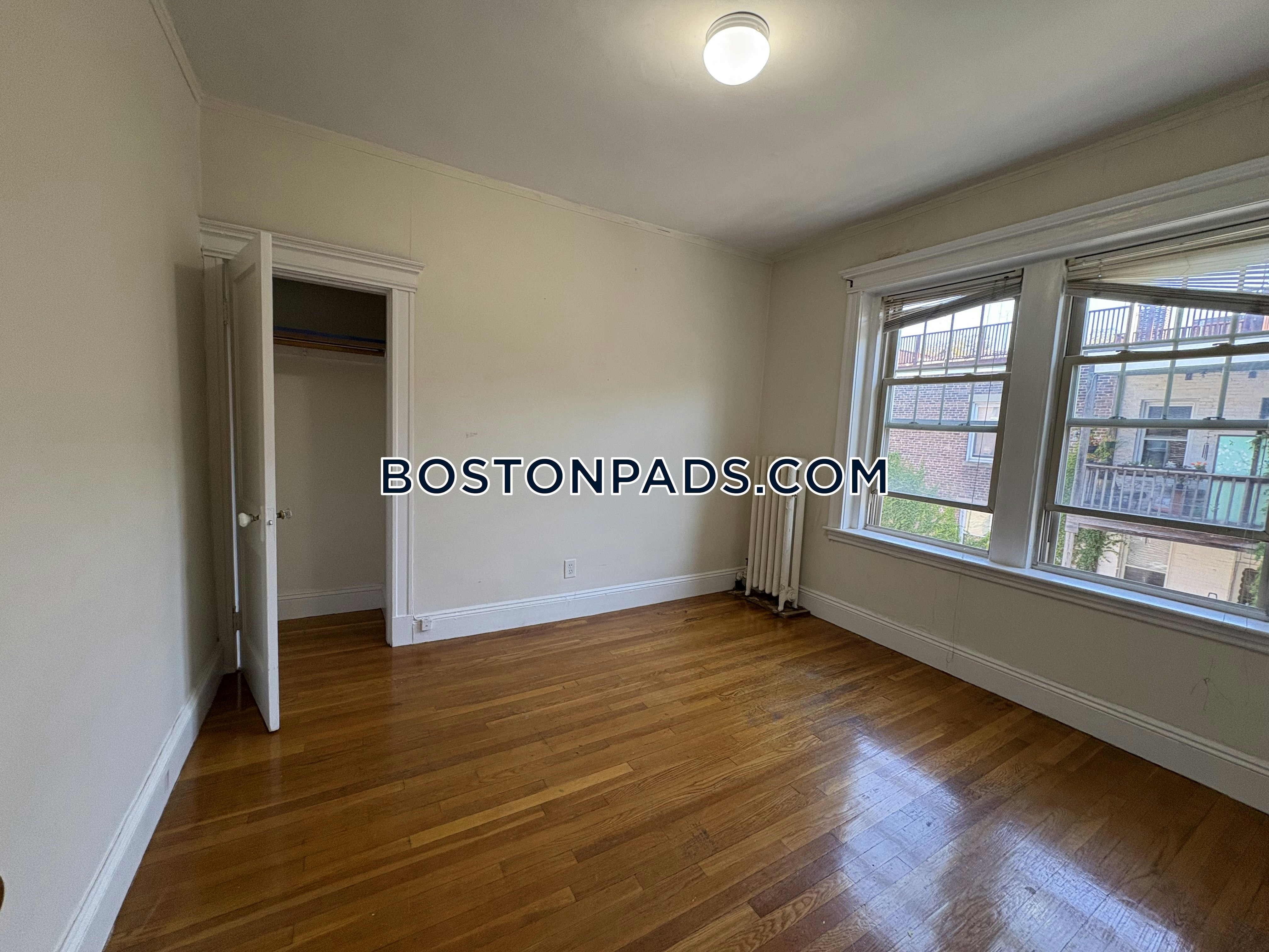 Brookline - 2 Beds, 1 Baths
