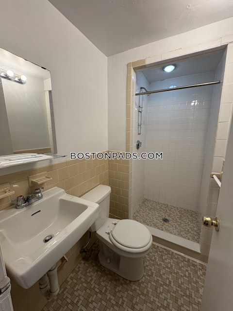 Lancaster Ter. Brookline photo 10