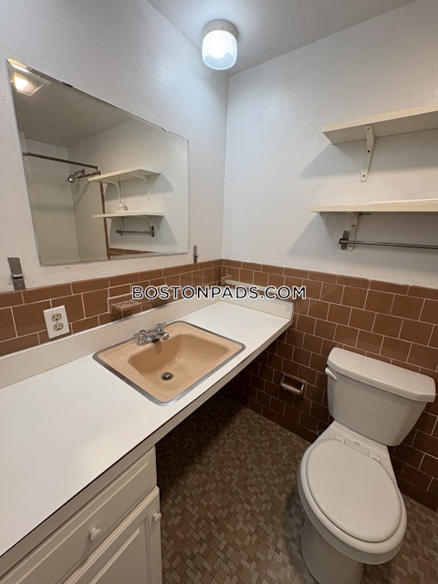 Lancaster Ter. Brookline photo 9