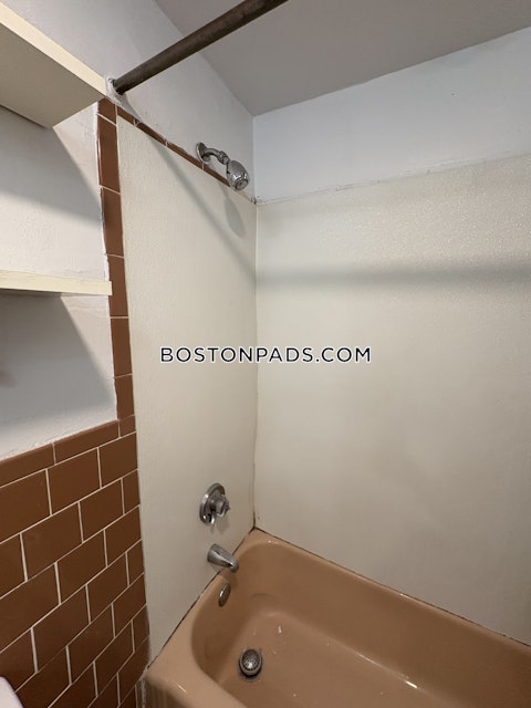 Lancaster Ter. Brookline photo 8