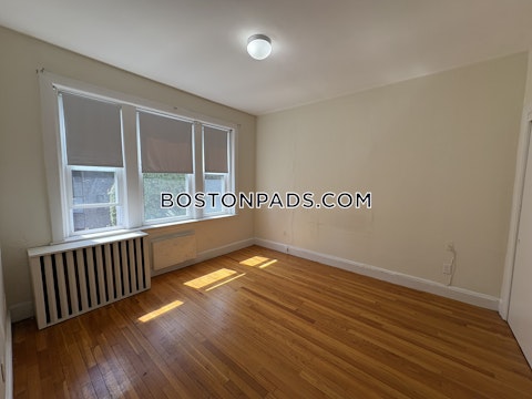 Lancaster Ter. Brookline photo 4