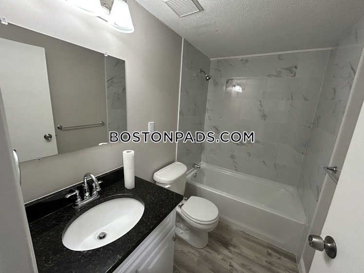 Farm Rd., Marlborough