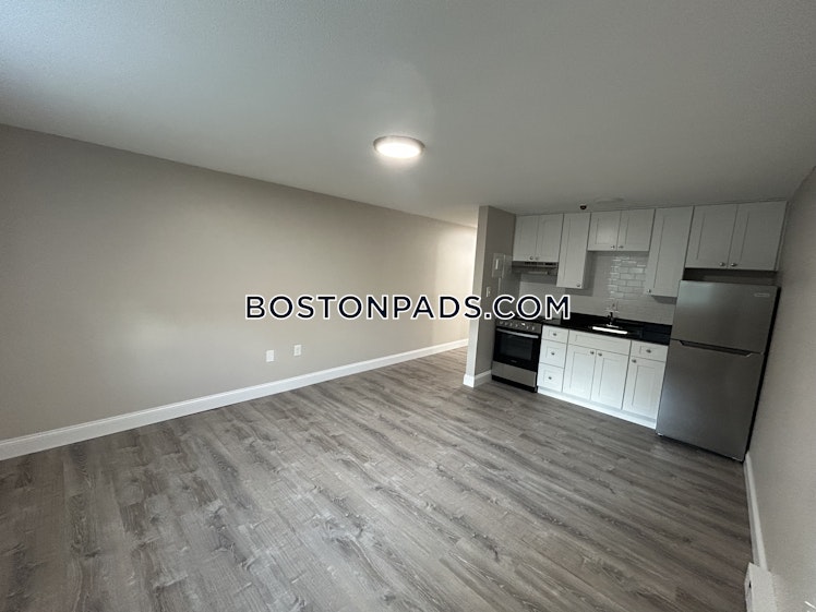 Farm Rd., Marlborough