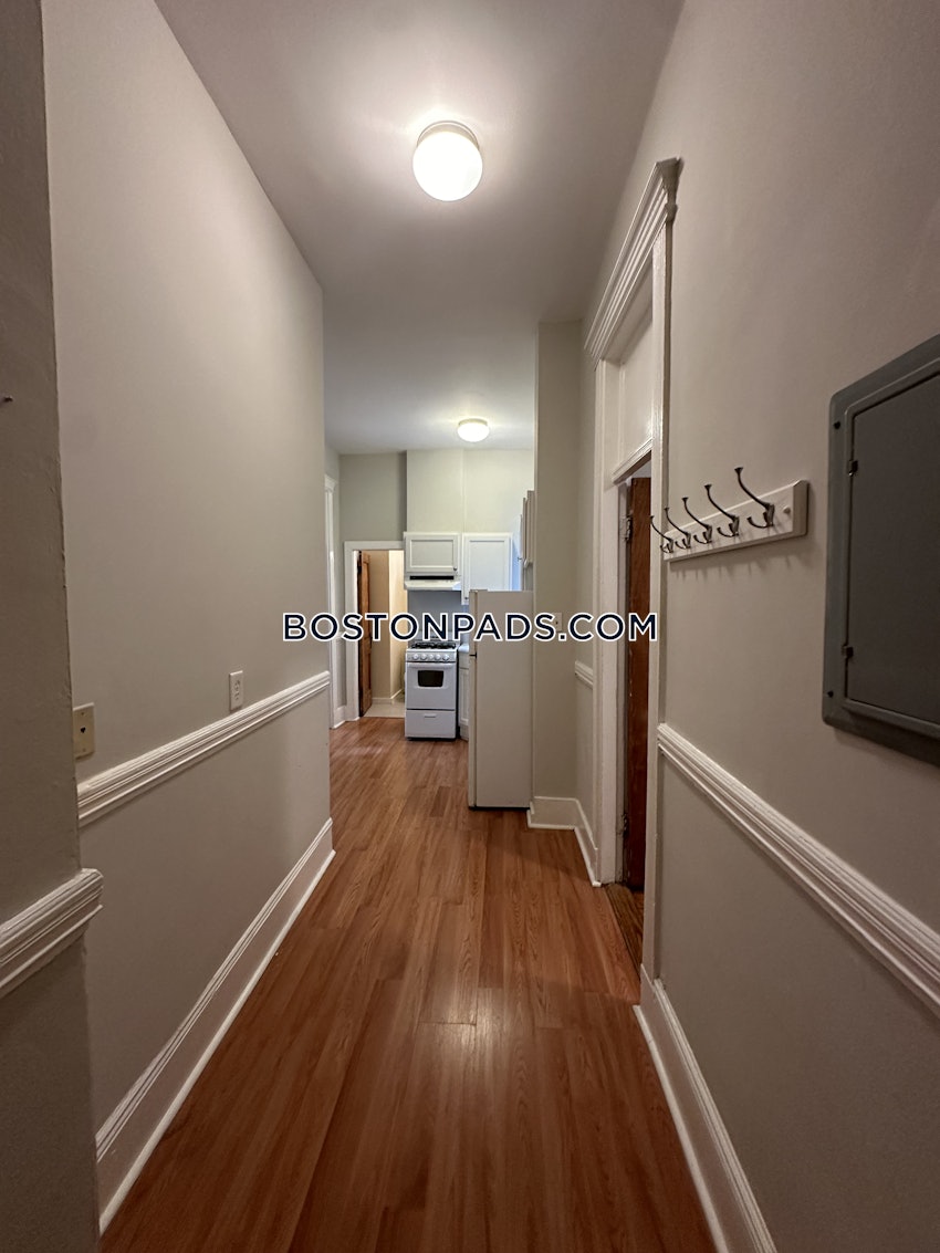 BOSTON - NORTHEASTERN/SYMPHONY - 1 Bed, 1 Bath - Image 22