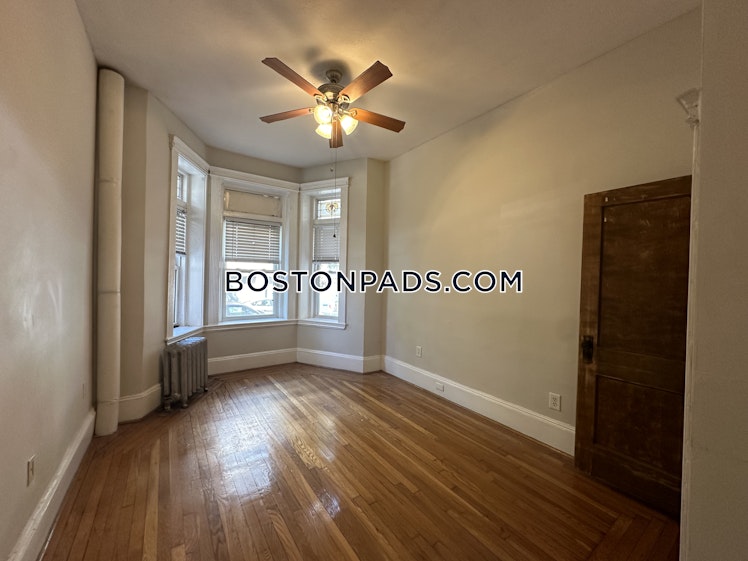 Hemenway St., Boston