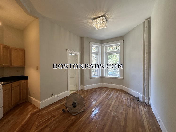 Hemenway St., Boston