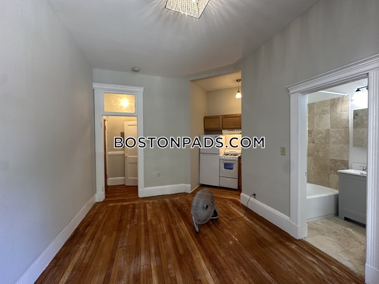 Hemenway St., Boston