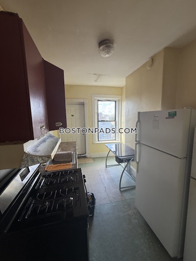 Allston Apartment for rent 3 Bedrooms 1 Bath Boston - $3,300 No Fee