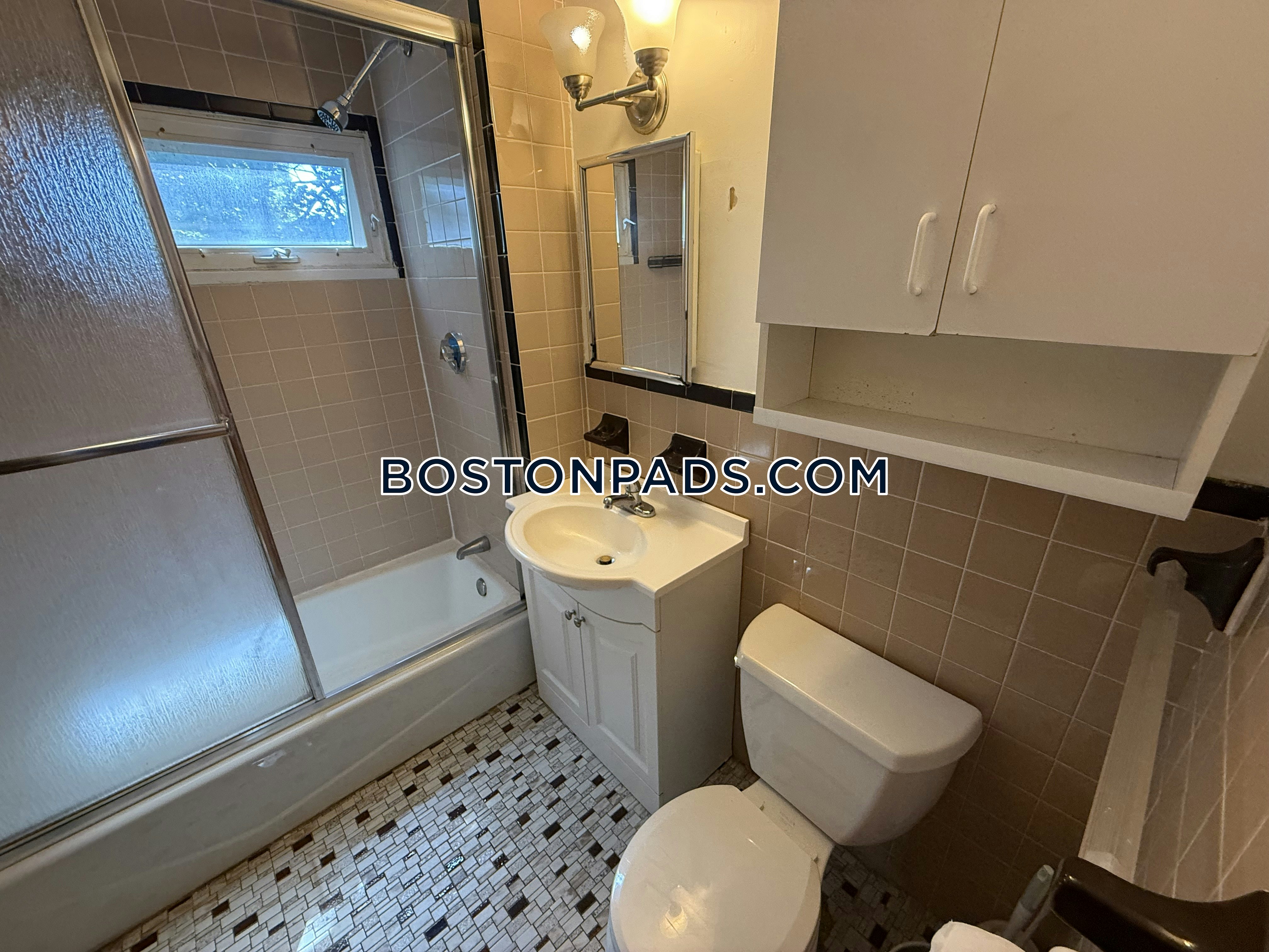 Boston - 3 Beds, 2 Baths