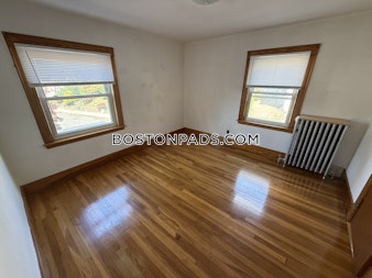 South Crescent Circuit Boston