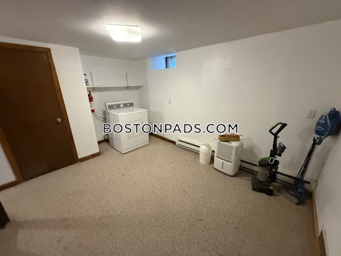 South Crescent Circuit Boston photo 31