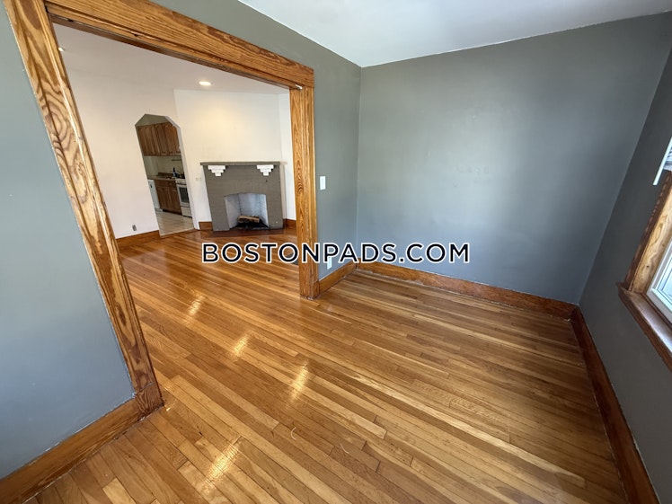 South Crescent Circuit, Boston