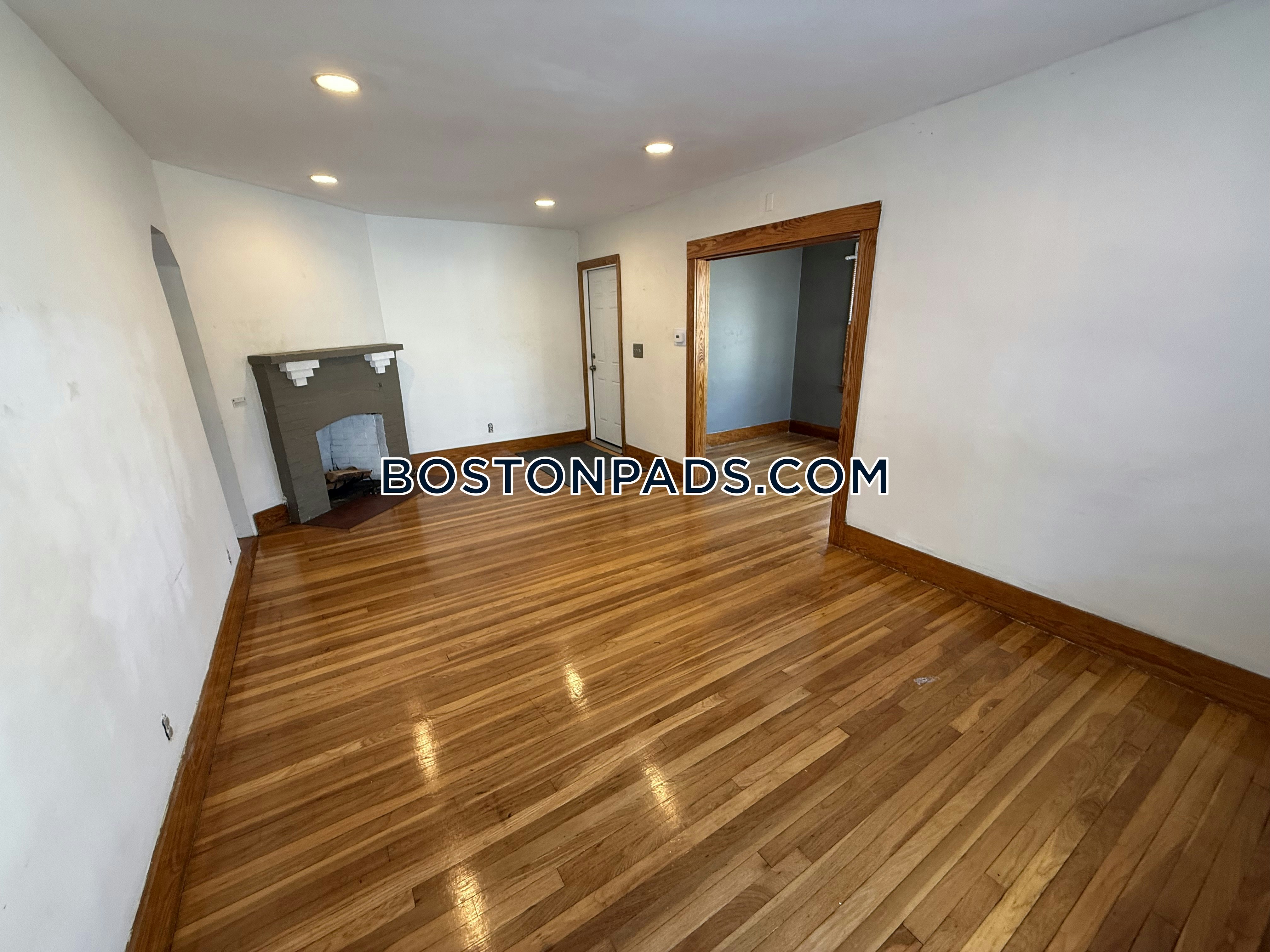 Boston - 3 Beds, 2 Baths