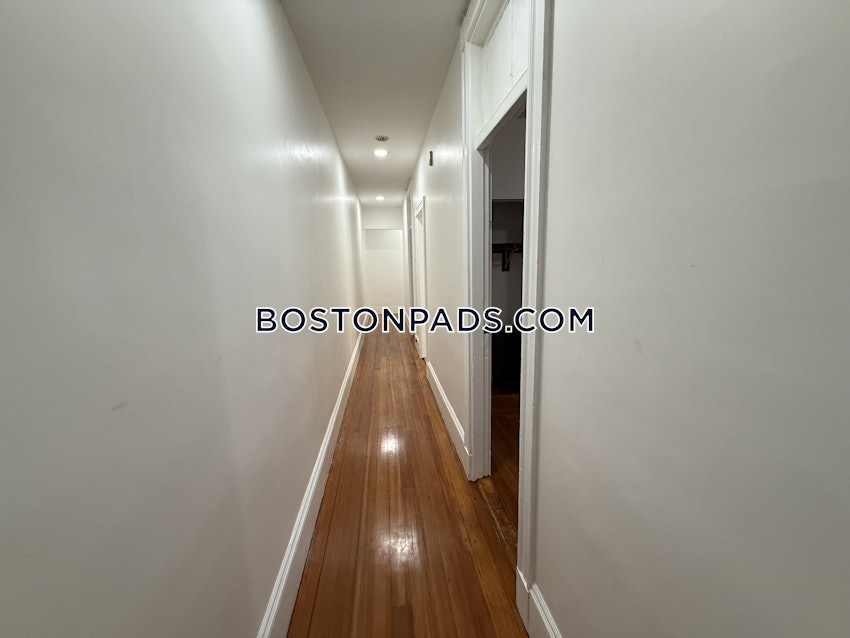 BOSTON - FORT HILL - 5 Beds, 2 Baths - Image 27